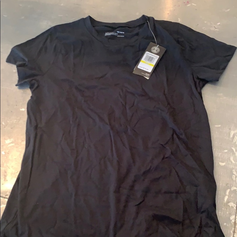 Under Armour Women’s short sleeve tshirt